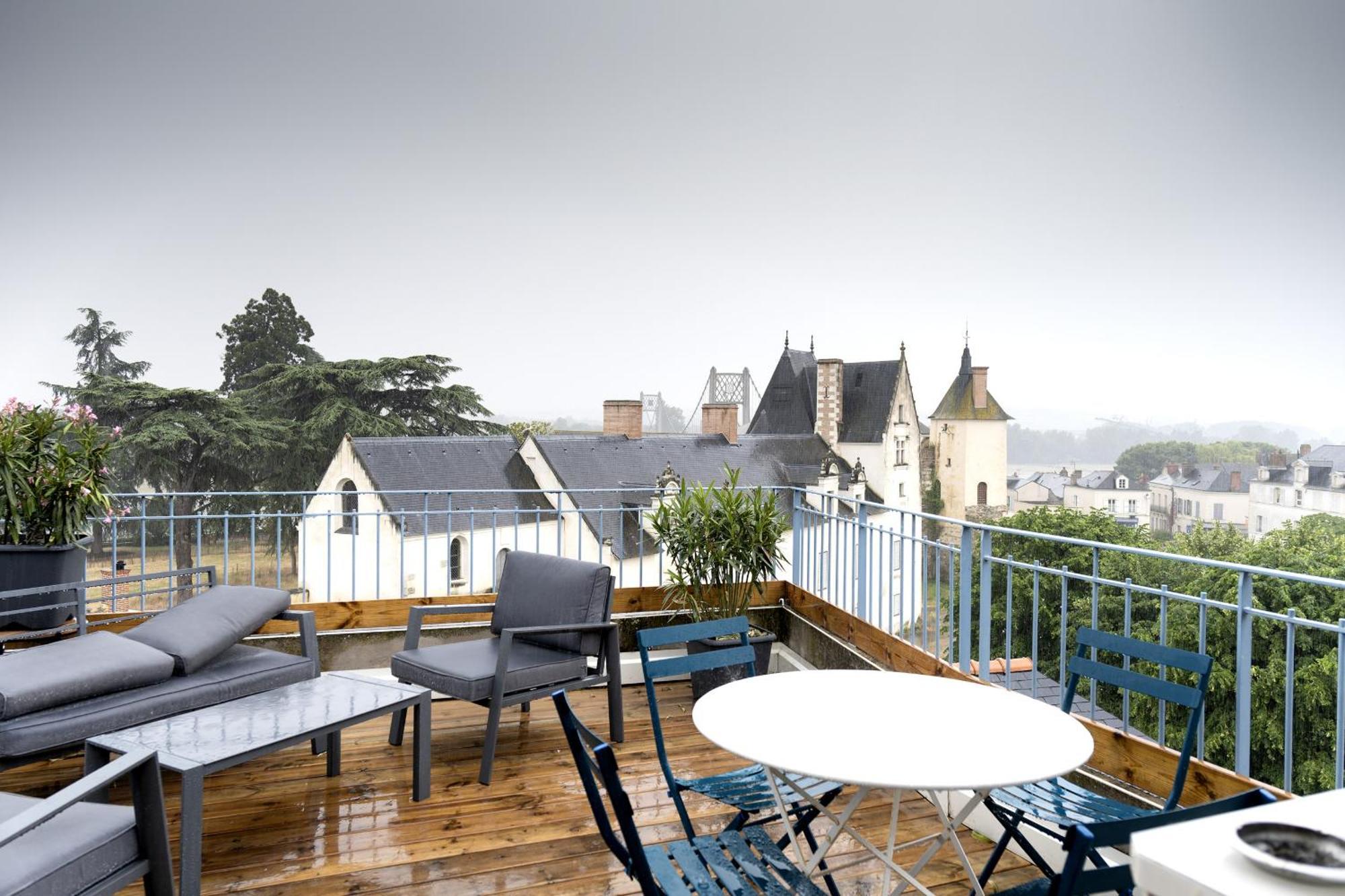 Grand Gite Terrasse Vue Loire Et Chateau D'앙세니스 외부 사진